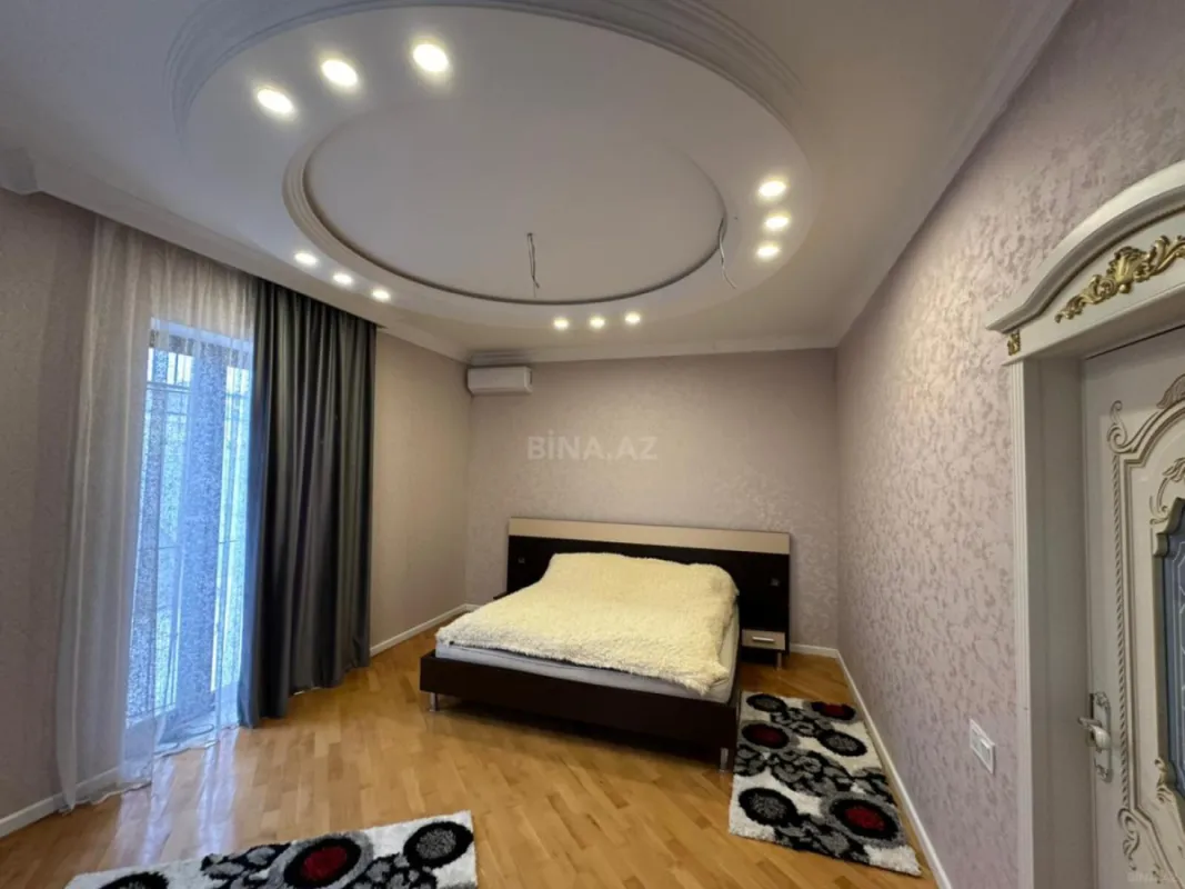 Satılır 6 otaqlı həyət evi 435 m²