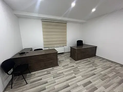 Kirayə verilir 1 otaqlı ofis 30 m²