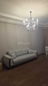Kirayə verilir 3 otaqlı mənzil 120 m²