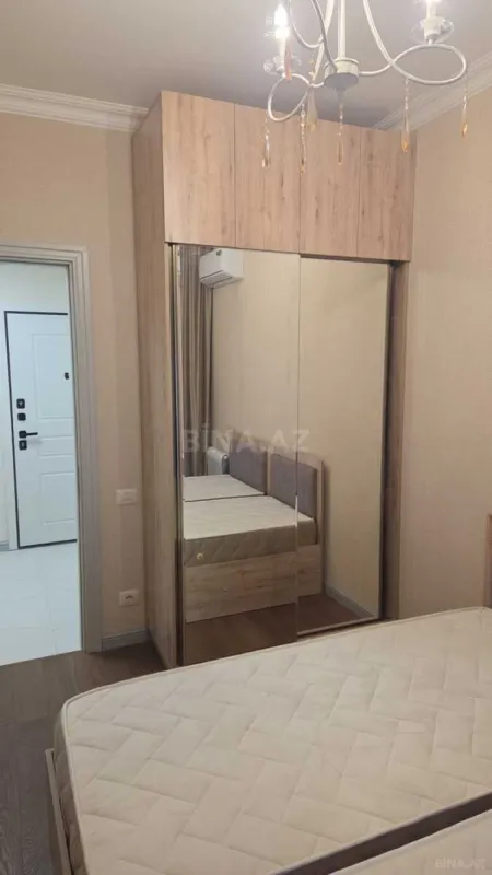 Kirayə verilir 3 otaqlı mənzil 120 m²