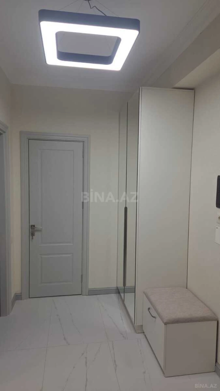 Kirayə verilir 3 otaqlı mənzil 120 m²