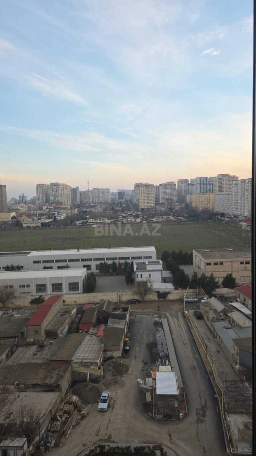 Kirayə verilir 3 otaqlı mənzil 120 m²