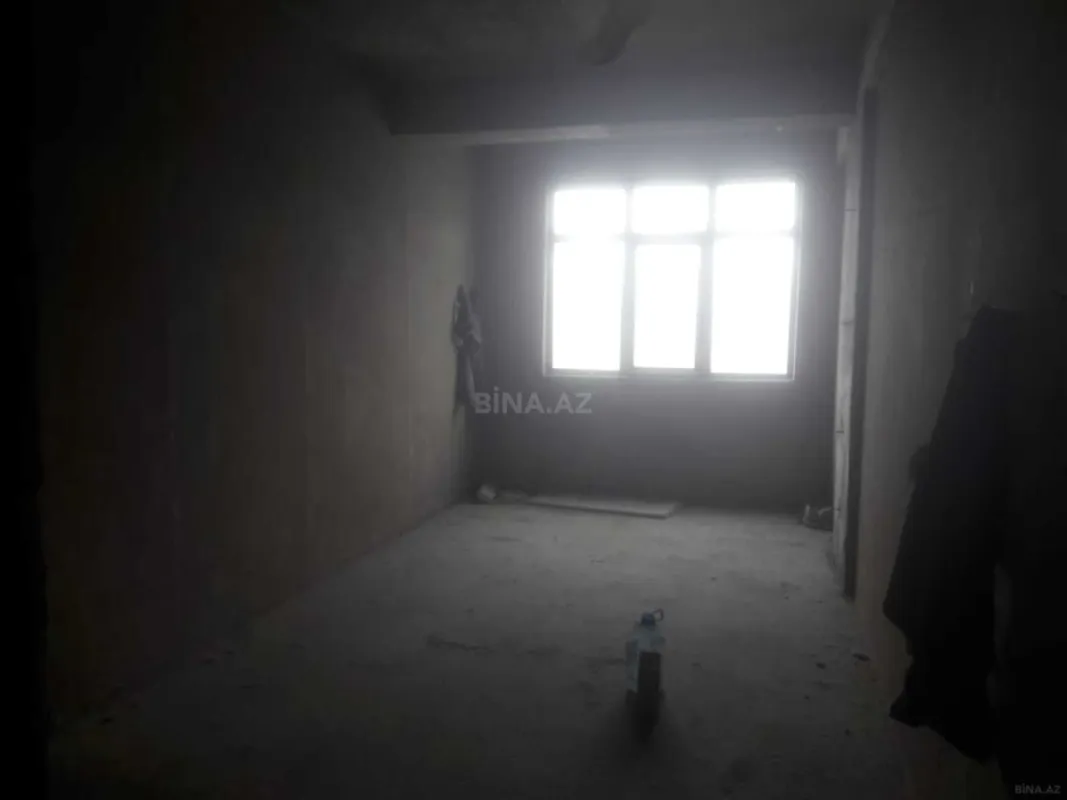 Satılır 3 otaqlı mənzil 140 m²