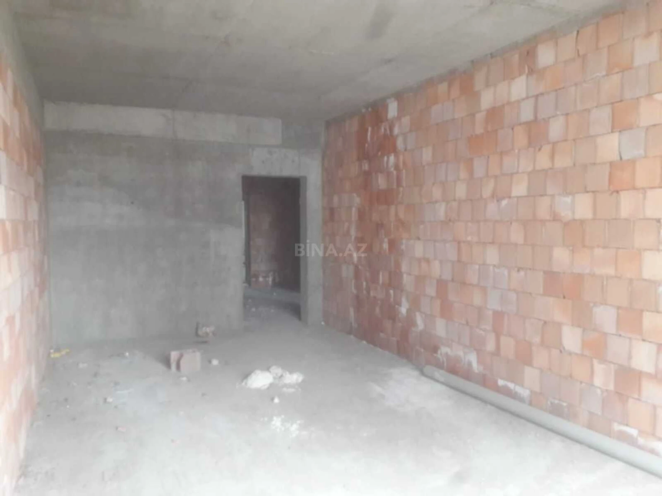 Satılır 3 otaqlı mənzil 140 m²