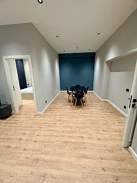 Kirayə verilir 2 otaqlı mənzil 75 m²