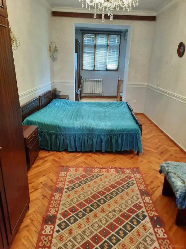 Kirayə verilir 2 otaqlı mənzil 70 m²