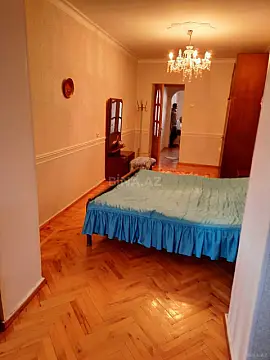 Kirayə verilir 2 otaqlı mənzil 70 m²