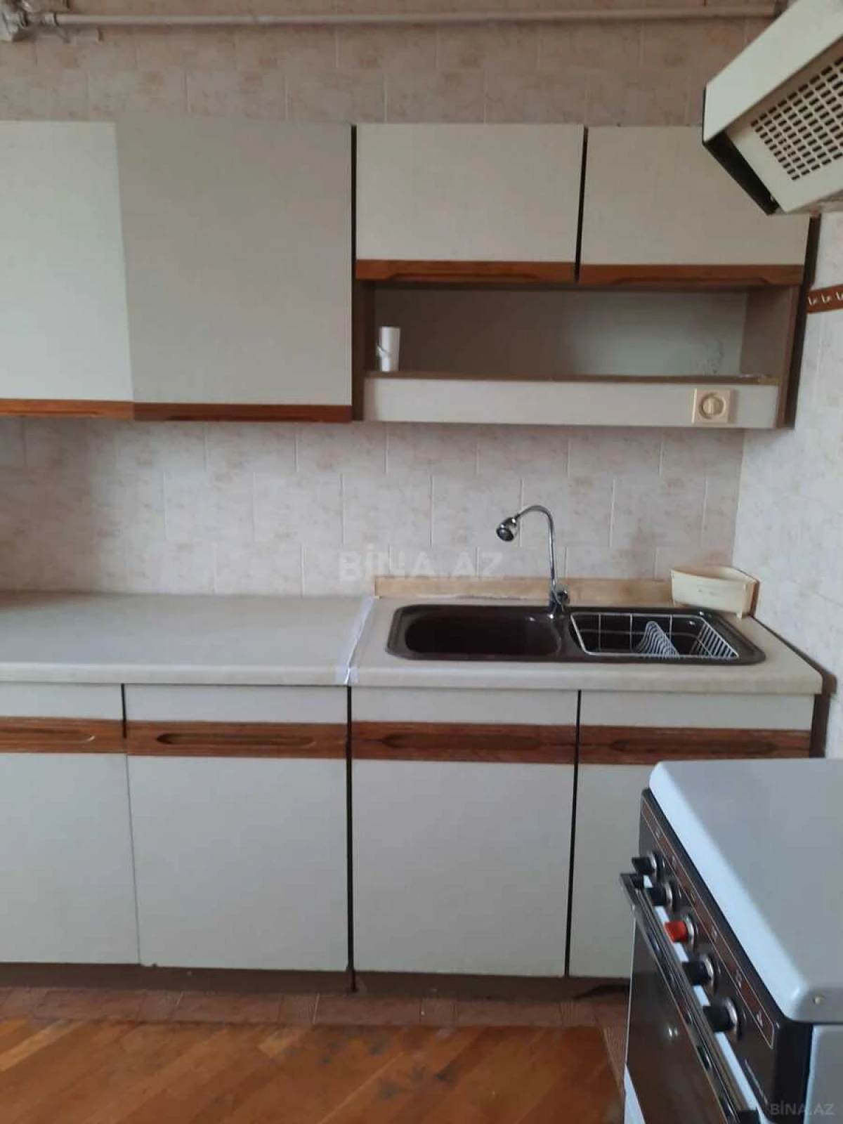 Kirayə verilir 2 otaqlı mənzil 70 m²
