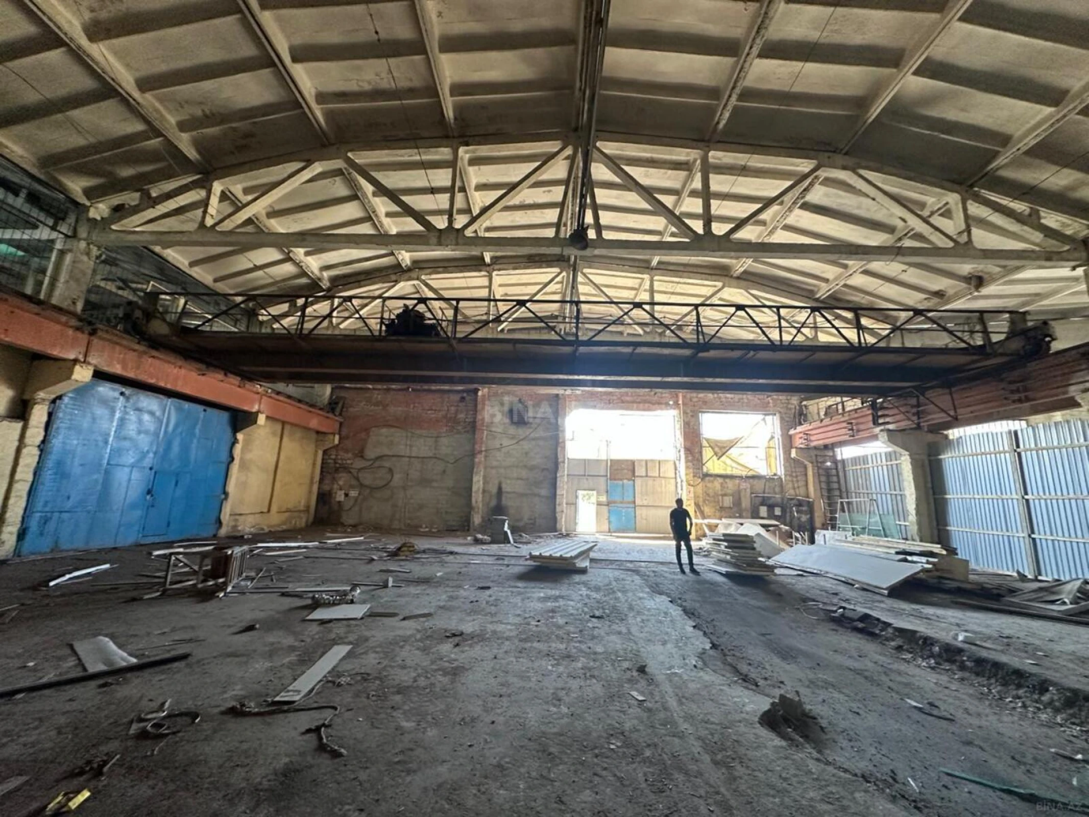 Kirayə verilir obyekt 1500 m²