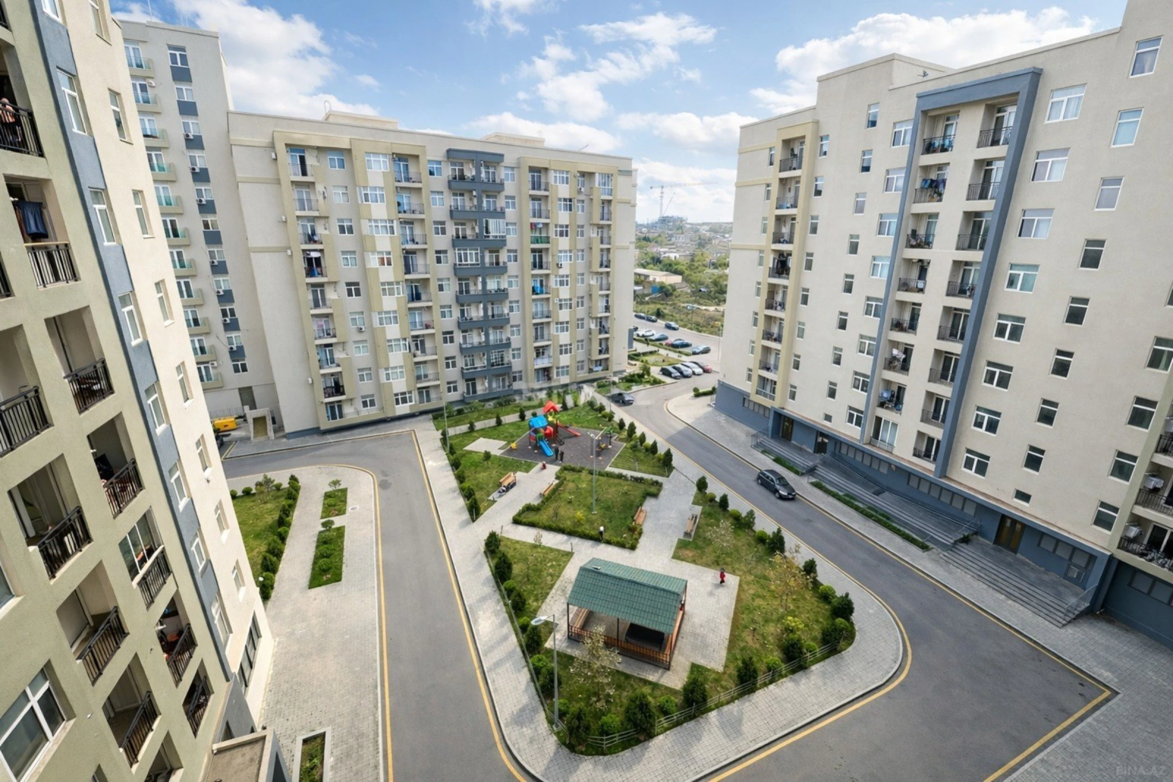 Satılır 3 otaqlı mənzil 80 m²