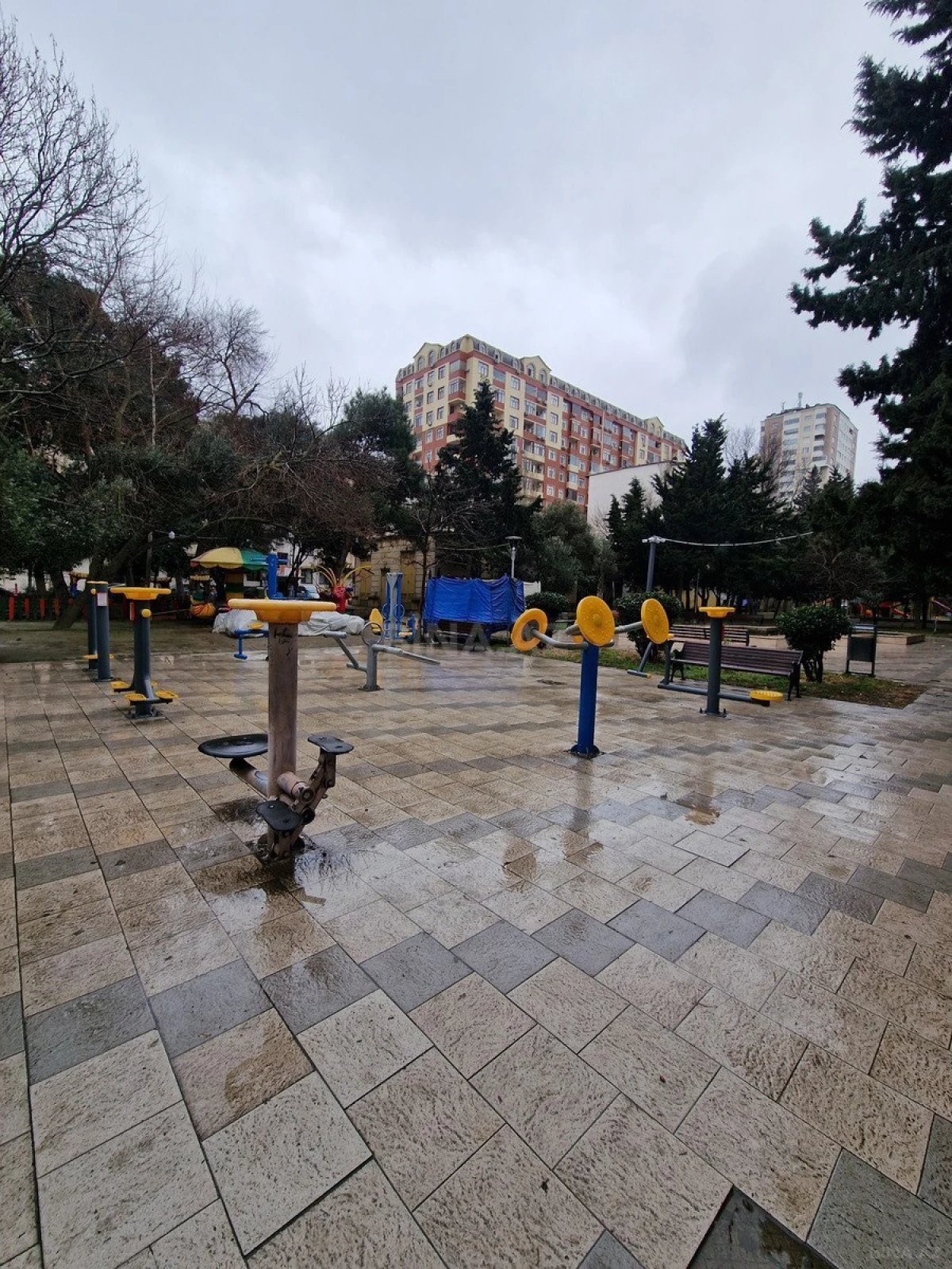 Satılır 2 otaqlı mənzil 45 m²