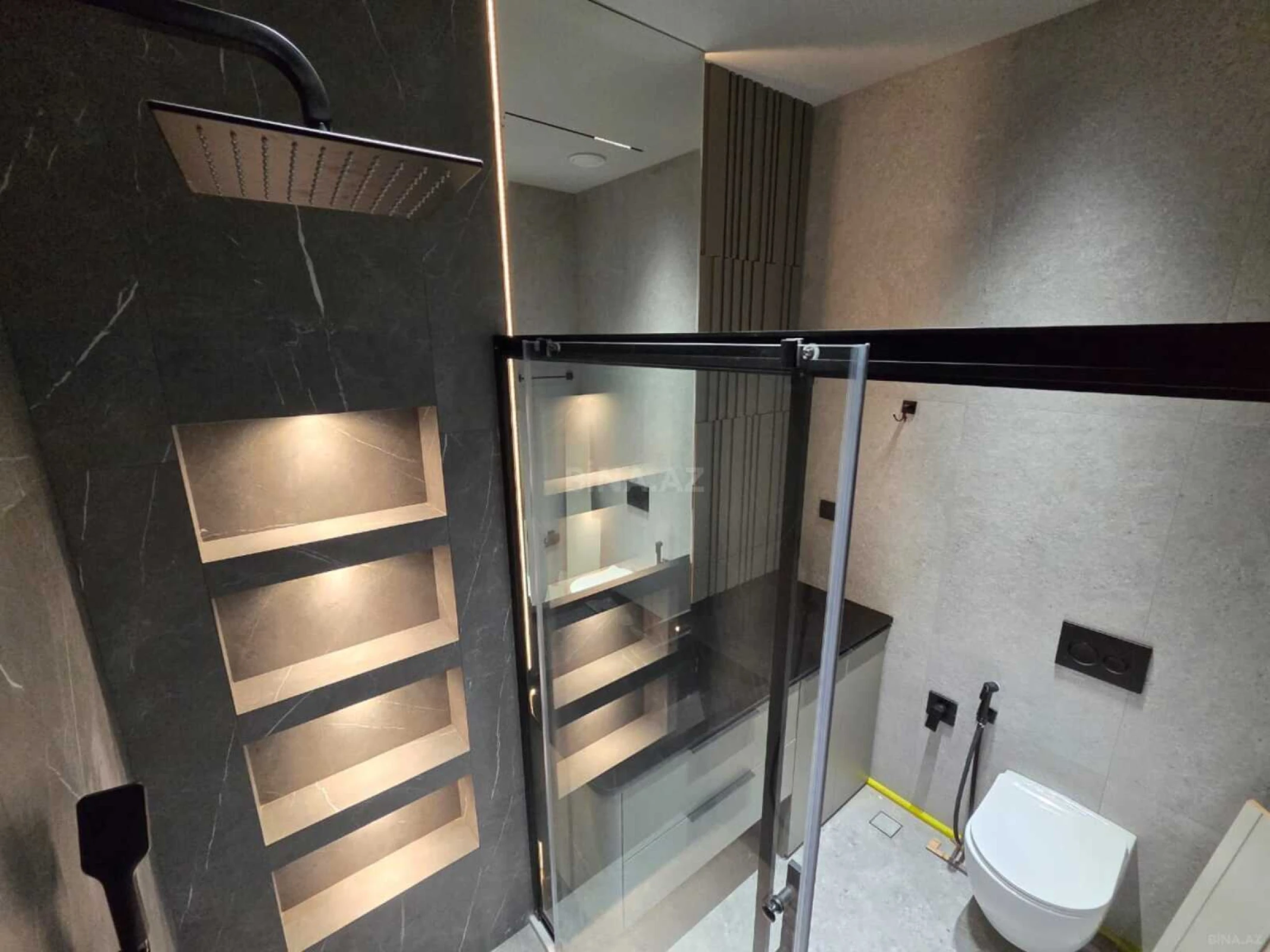 Kirayə verilir 3 otaqlı mənzil 110 m²