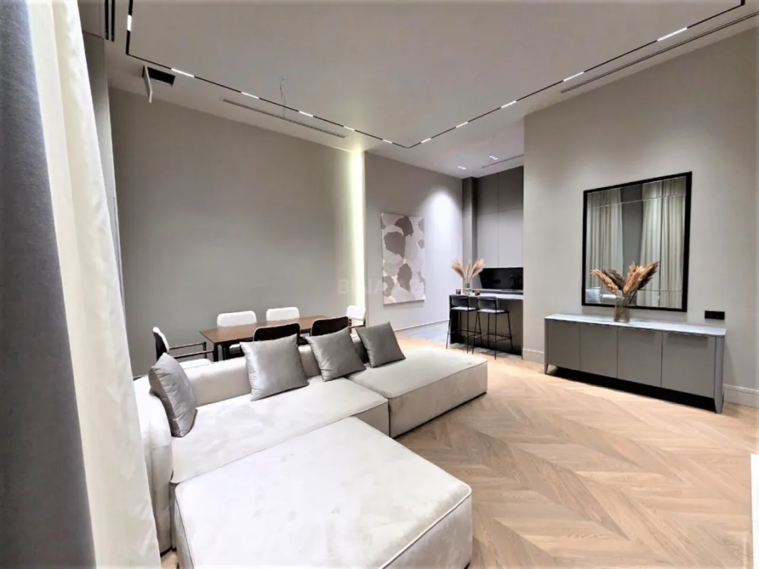 Kirayə verilir 3 otaqlı mənzil 110 m²