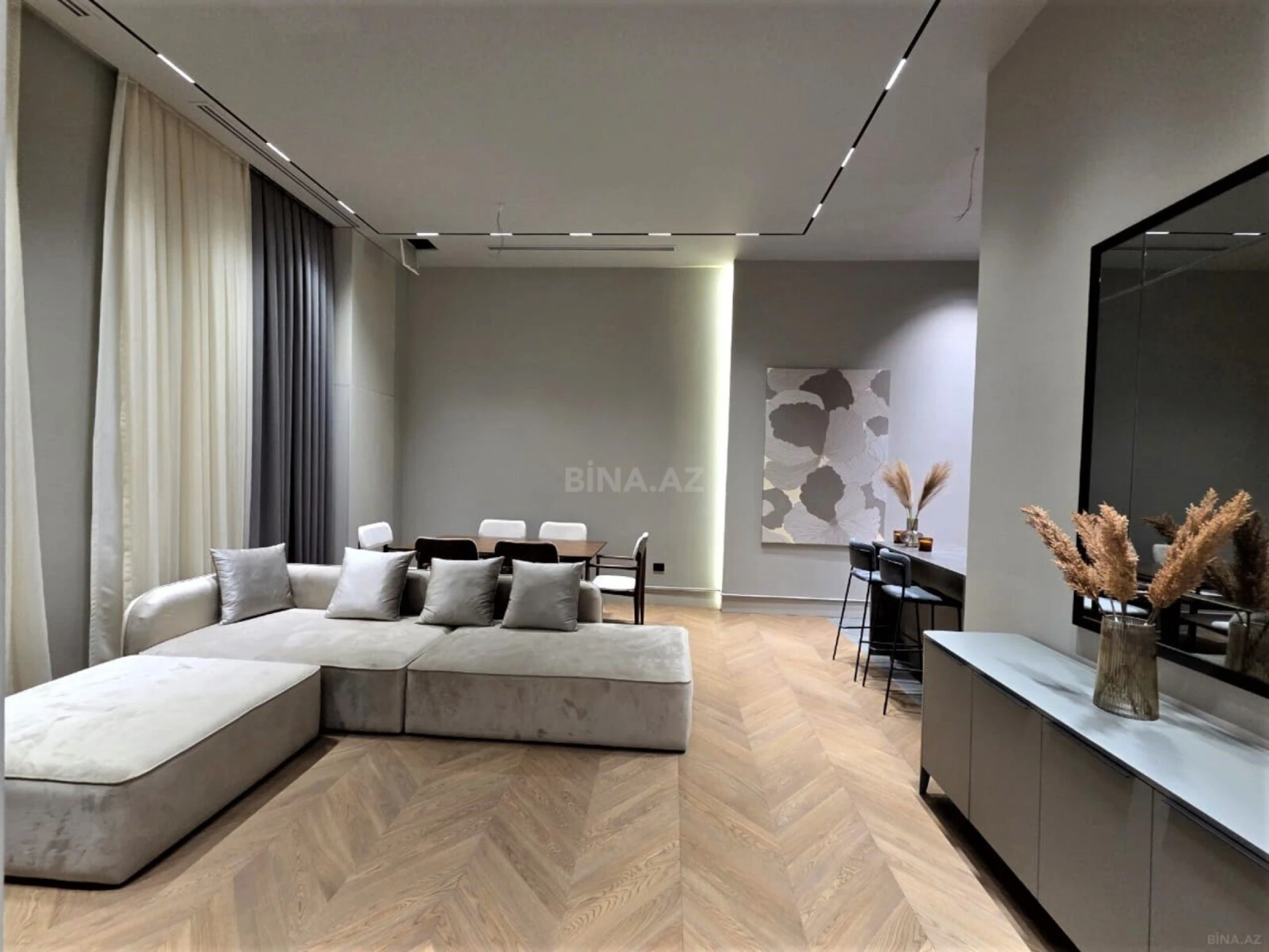 Kirayə verilir 3 otaqlı mənzil 110 m²