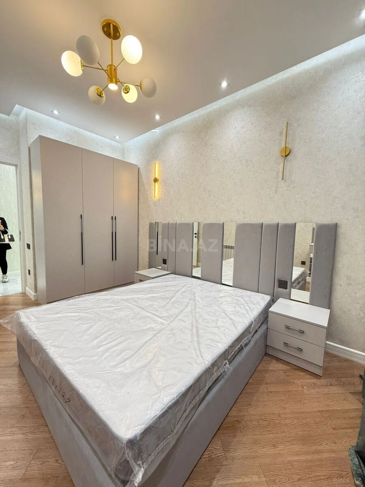 Kirayə verilir 2 otaqlı mənzil 68 m²