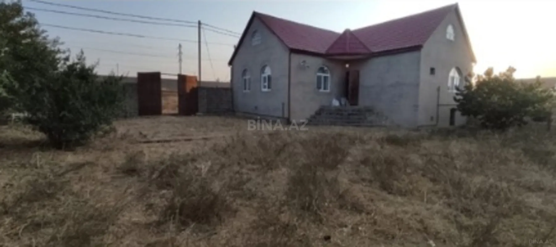 Satılır 3 otaqlı həyət evi 100 m²