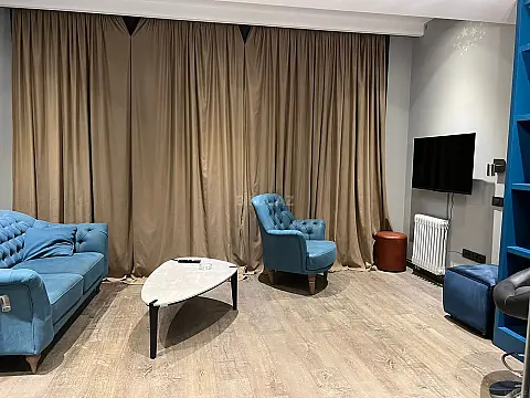 Kirayə verilir 2 otaqlı mənzil 96 m²