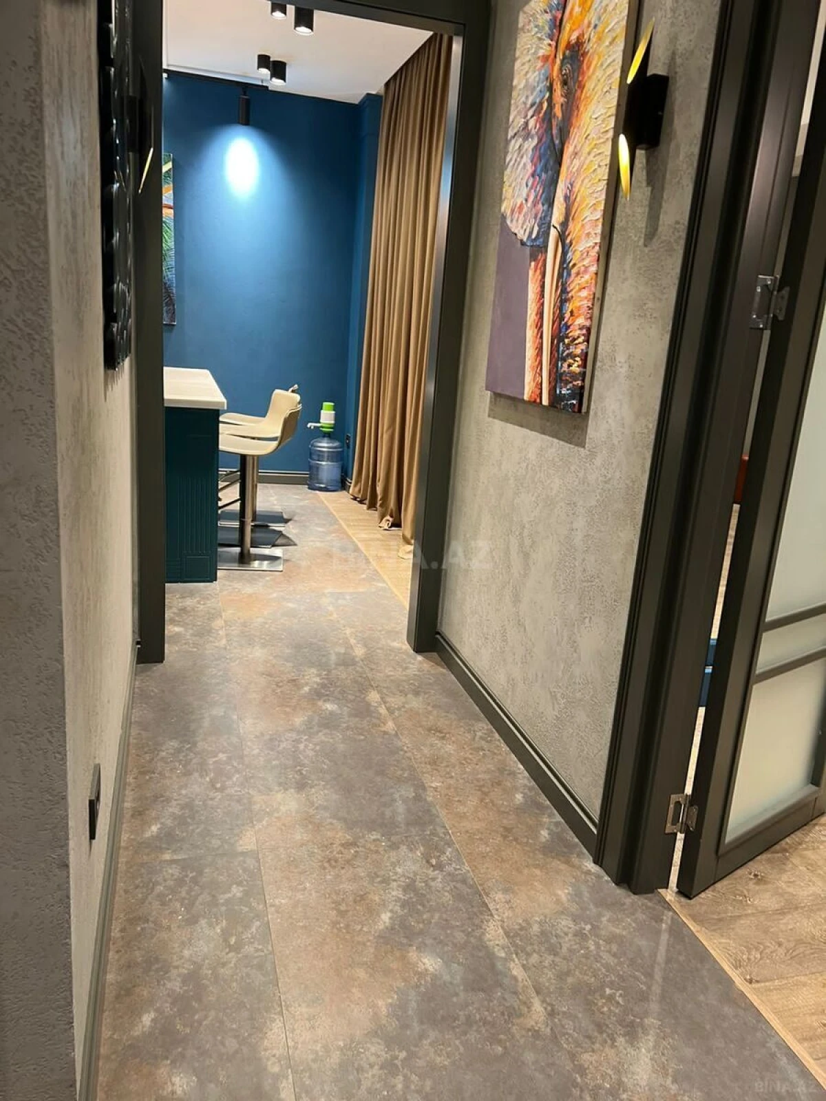 Kirayə verilir 2 otaqlı mənzil 96 m²