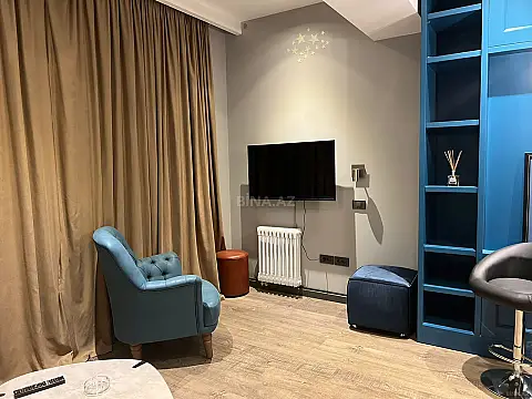 Kirayə verilir 2 otaqlı mənzil 96 m²
