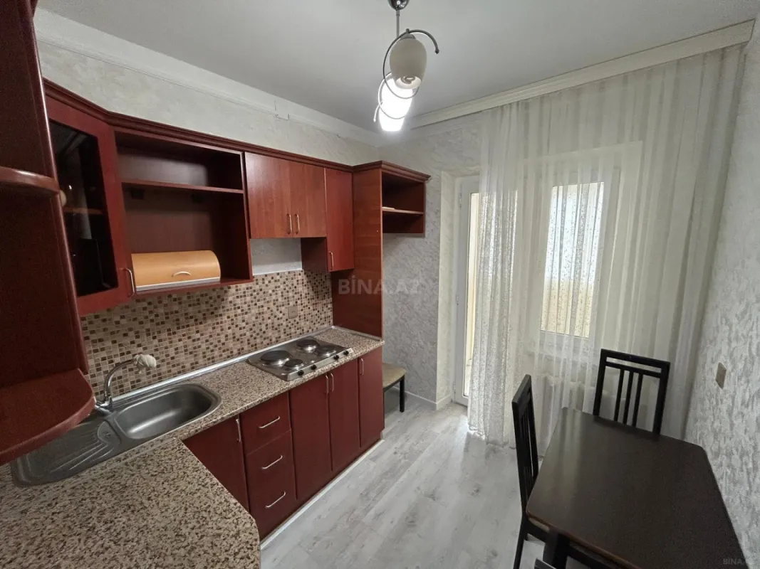 Satılır 2 otaqlı mənzil 68 m²
