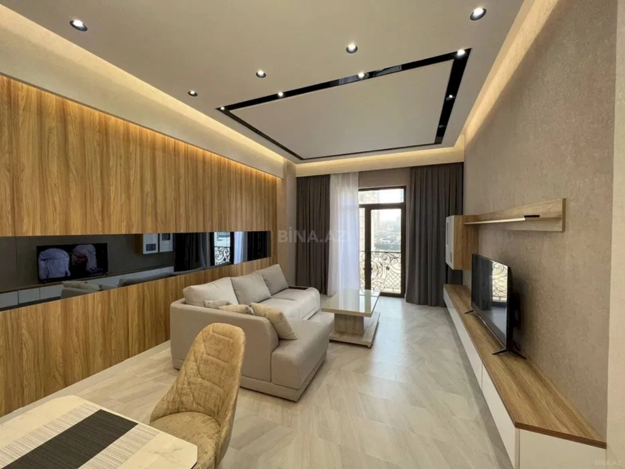 Kirayə verilir 2 otaqlı mənzil 90 m²