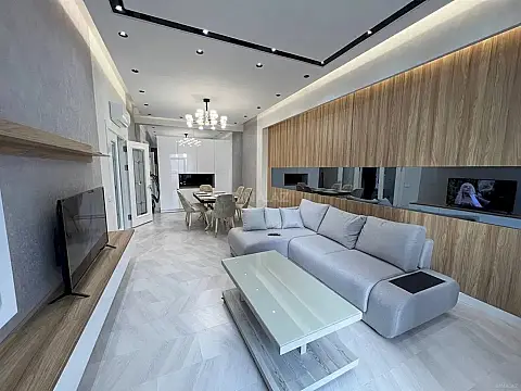 Kirayə verilir 2 otaqlı mənzil 90 m² — Bakı 2 otaq 90.00 m²