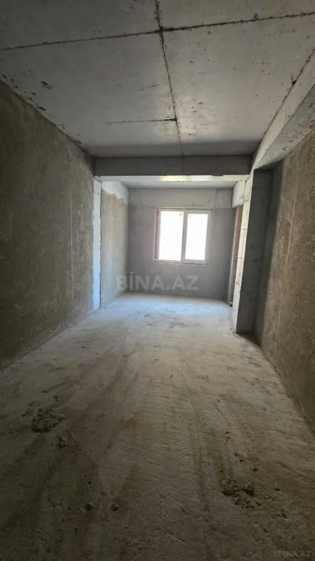 Satılır 4 otaqlı mənzil 192.5 m²