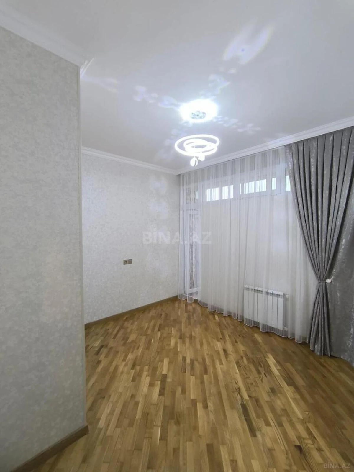 Satılır 2 otaqlı mənzil 55 m²