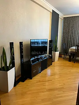 Satılır 3 otaqlı mənzil 115 m² — Bakı, Memar Əcəmi yanı 3 otaq 115.00 m²