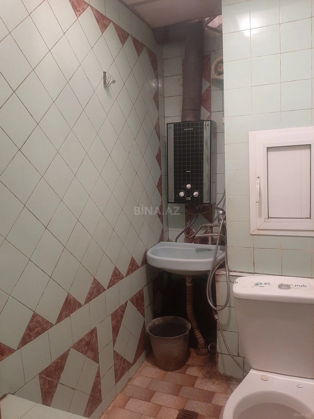 Kirayə verilir 2 otaqlı mənzil 70 m²