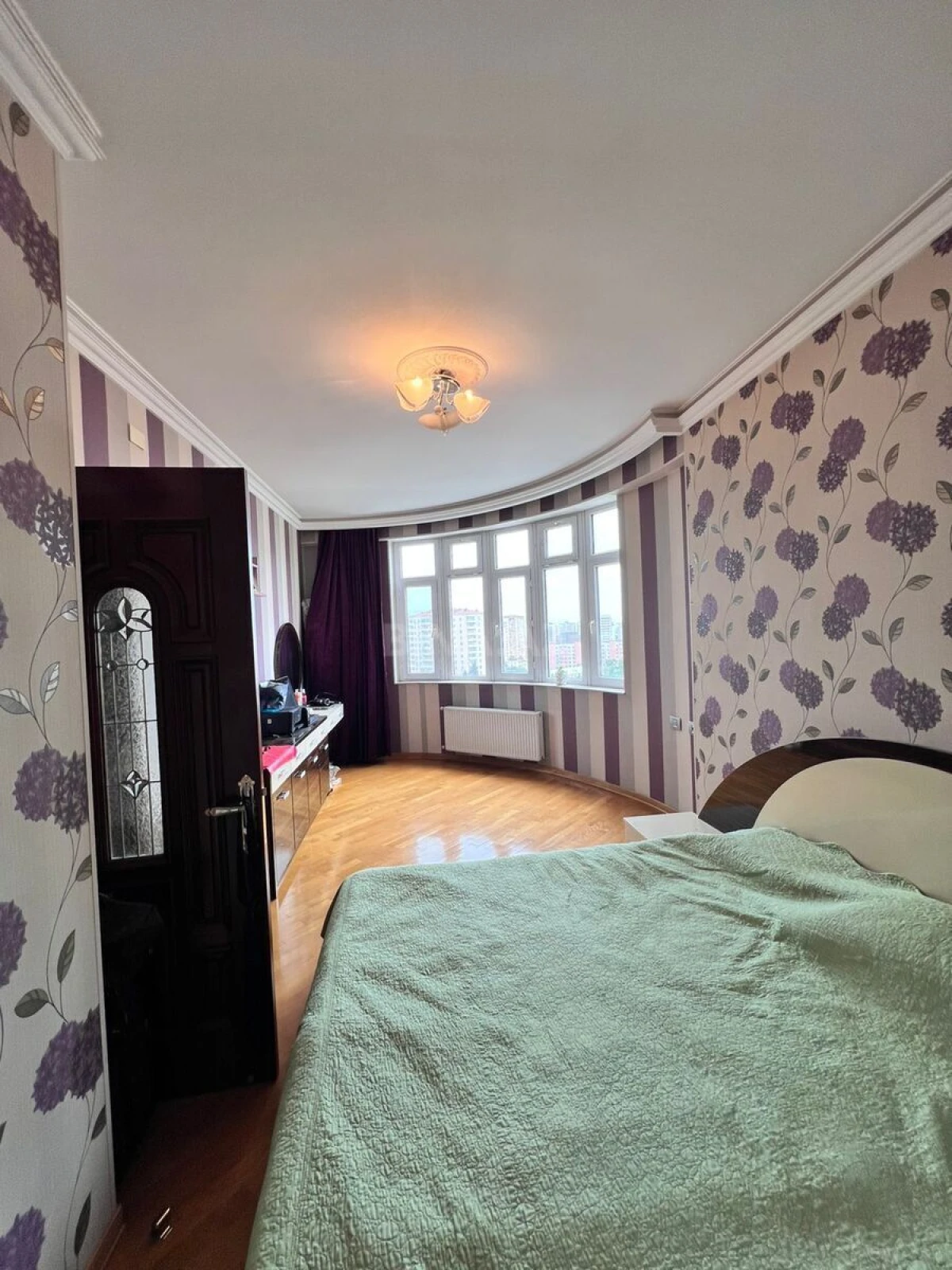 Satılır 2 otaqlı mənzil 86 m²