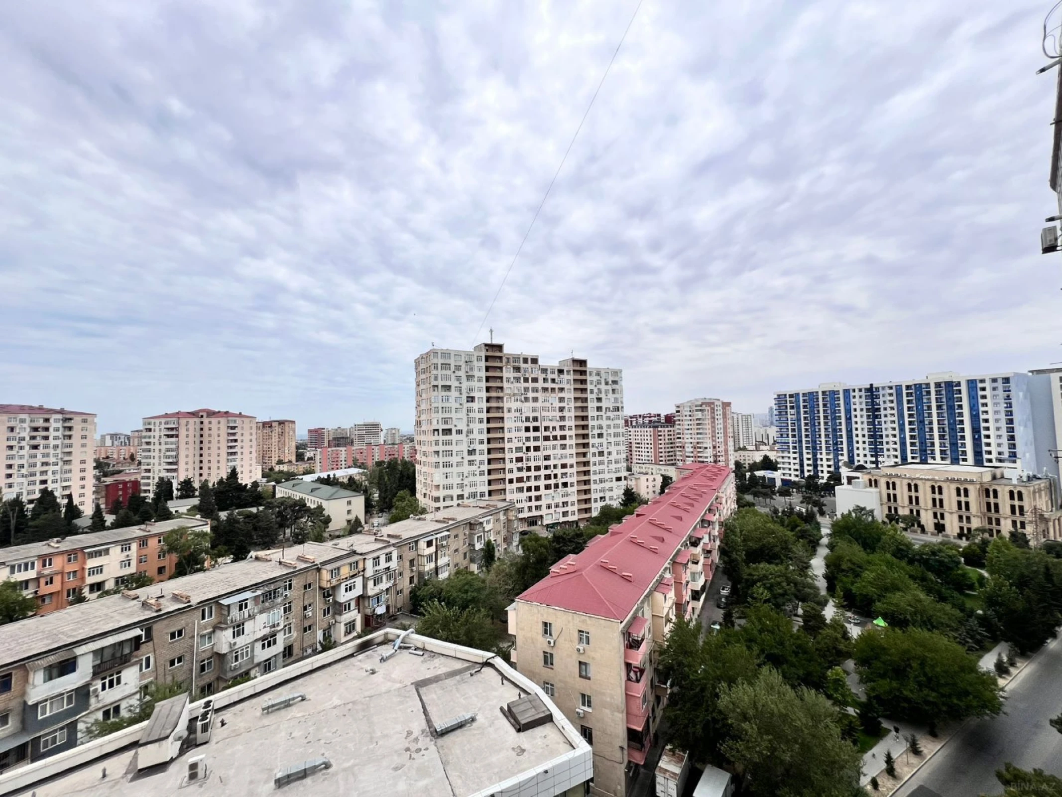 Satılır 2 otaqlı mənzil 86 m²
