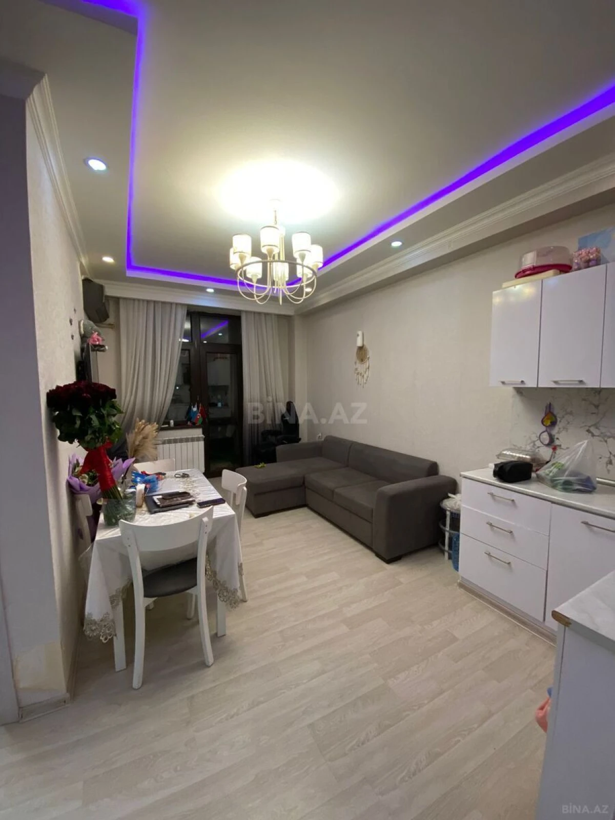 Kirayə verilir 2 otaqlı mənzil 60 m²