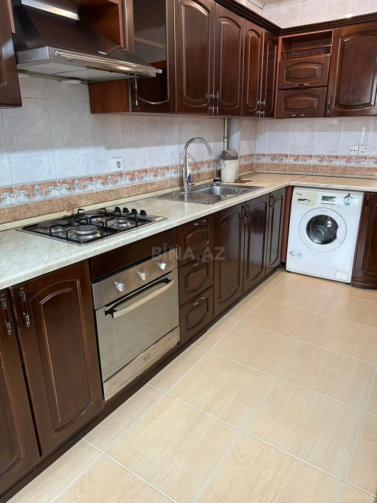 Kirayə verilir 3 otaqlı mənzil 90 m²