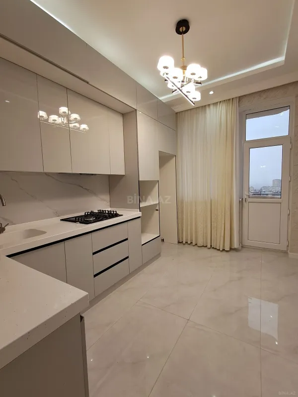 Satılır 3 otaqlı mənzil 96 m²