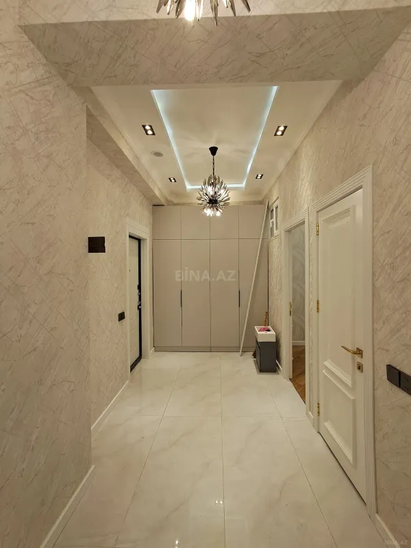 Satılır 3 otaqlı mənzil 96 m²