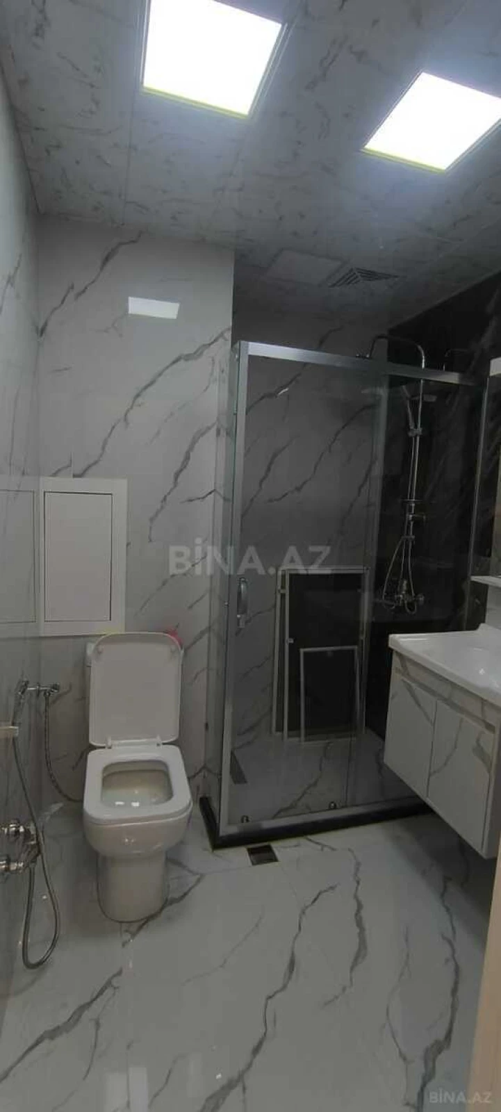 Satılır 2 otaqlı mənzil 47 m²