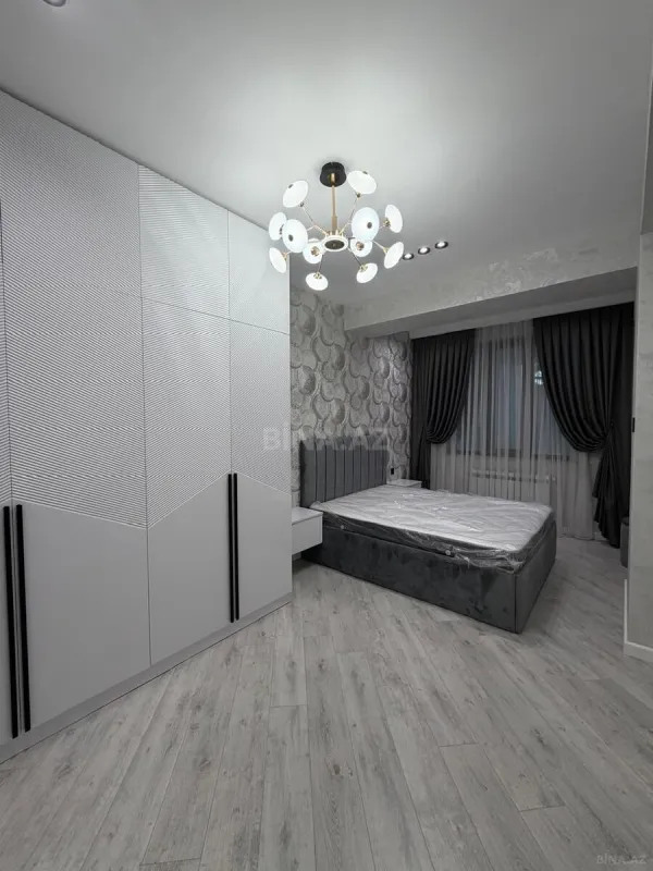 Satılır 3 otaqlı mənzil 108 m²