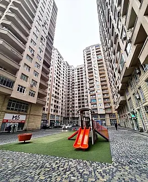 Satılır 3 otaqlı mənzil 153 m² — Bakı 3 otaq 153.00 m²