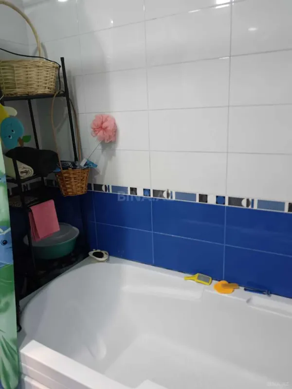 Satılır 2 otaqlı mənzil 68 m²