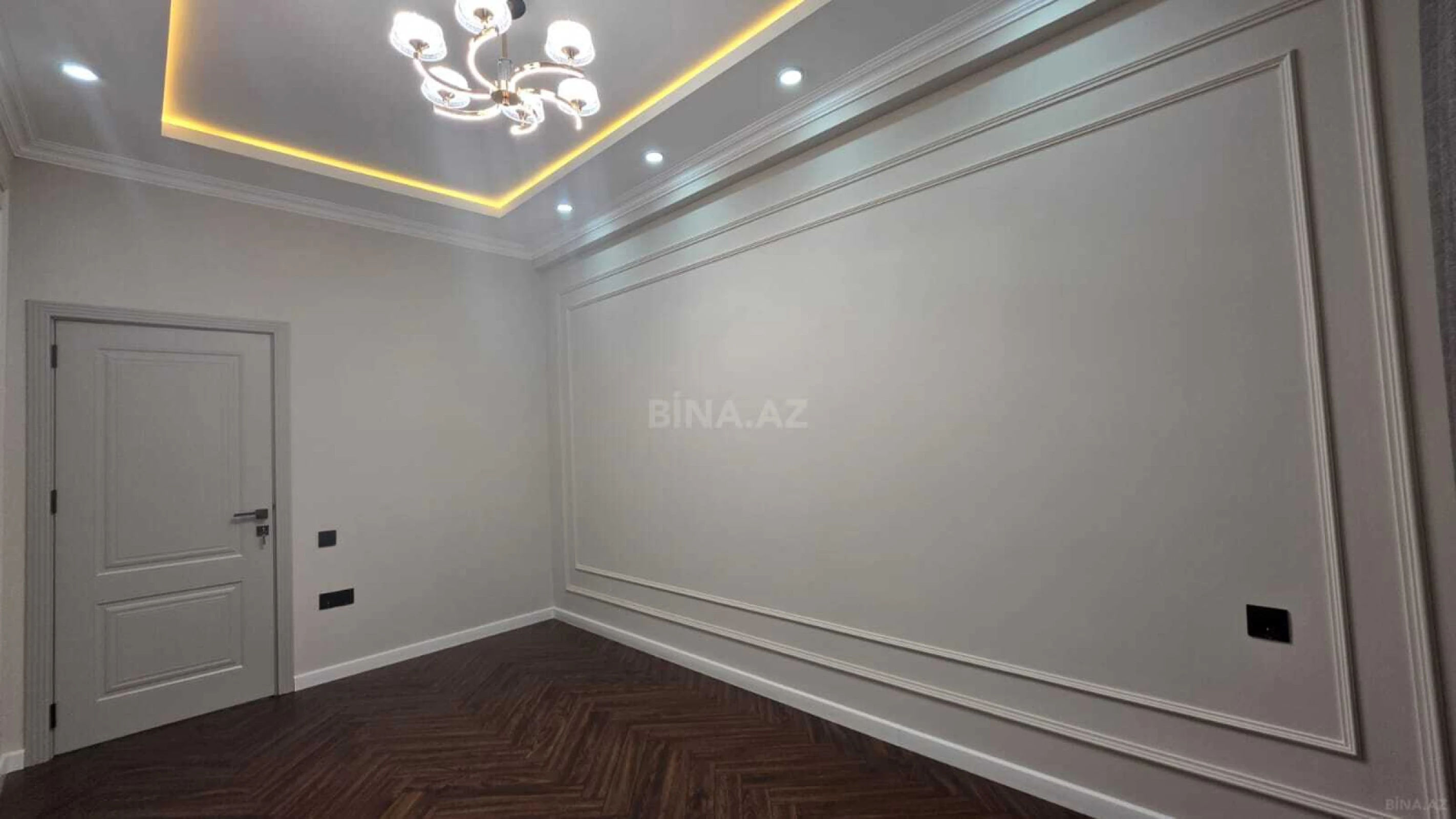 Satılır 3 otaqlı mənzil 95 m²