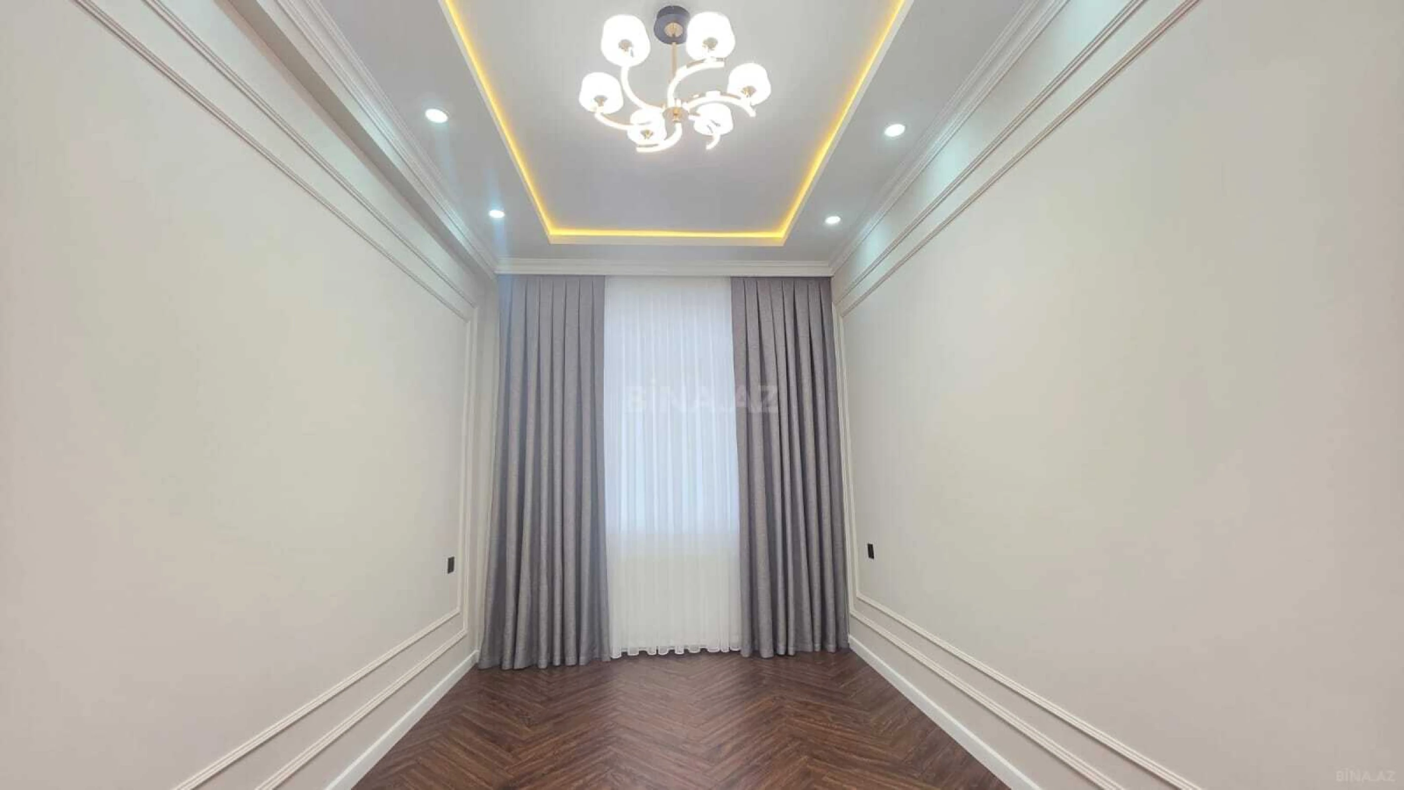 Satılır 3 otaqlı mənzil 95 m²