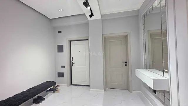 Satılır 3 otaqlı mənzil 95 m²
