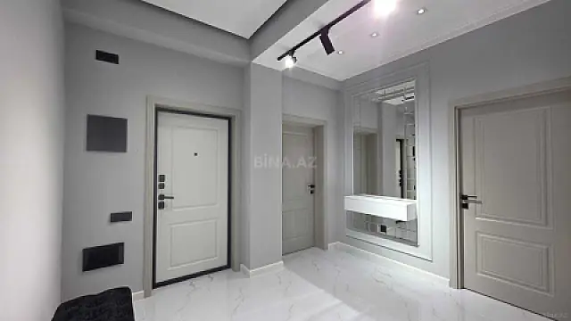 Satılır 3 otaqlı mənzil 95 m²