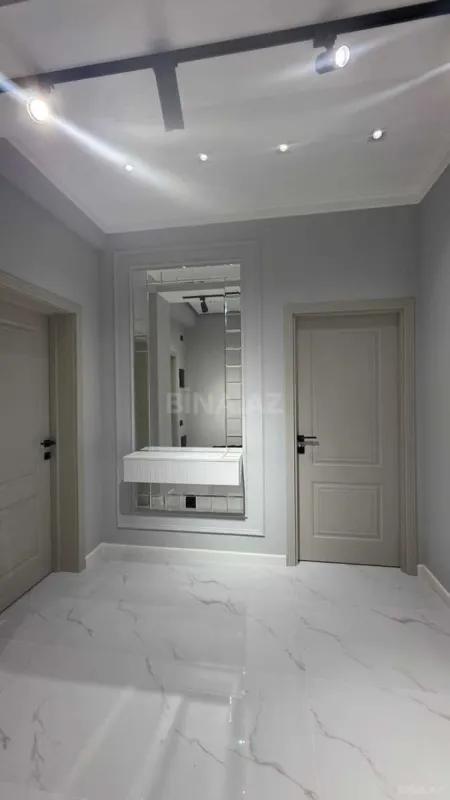 Satılır 3 otaqlı mənzil 95 m²