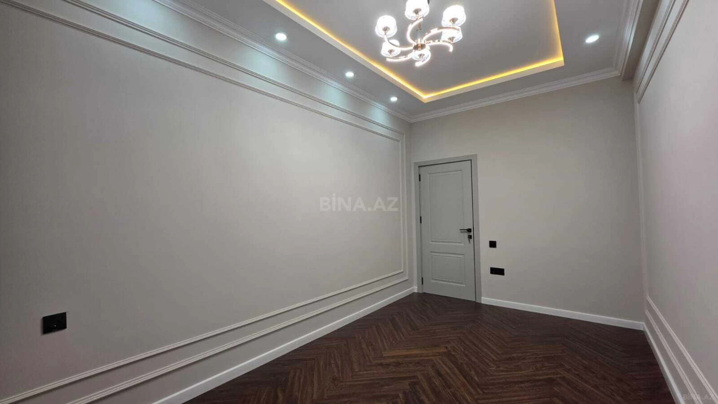 Satılır 3 otaqlı mənzil 95 m²