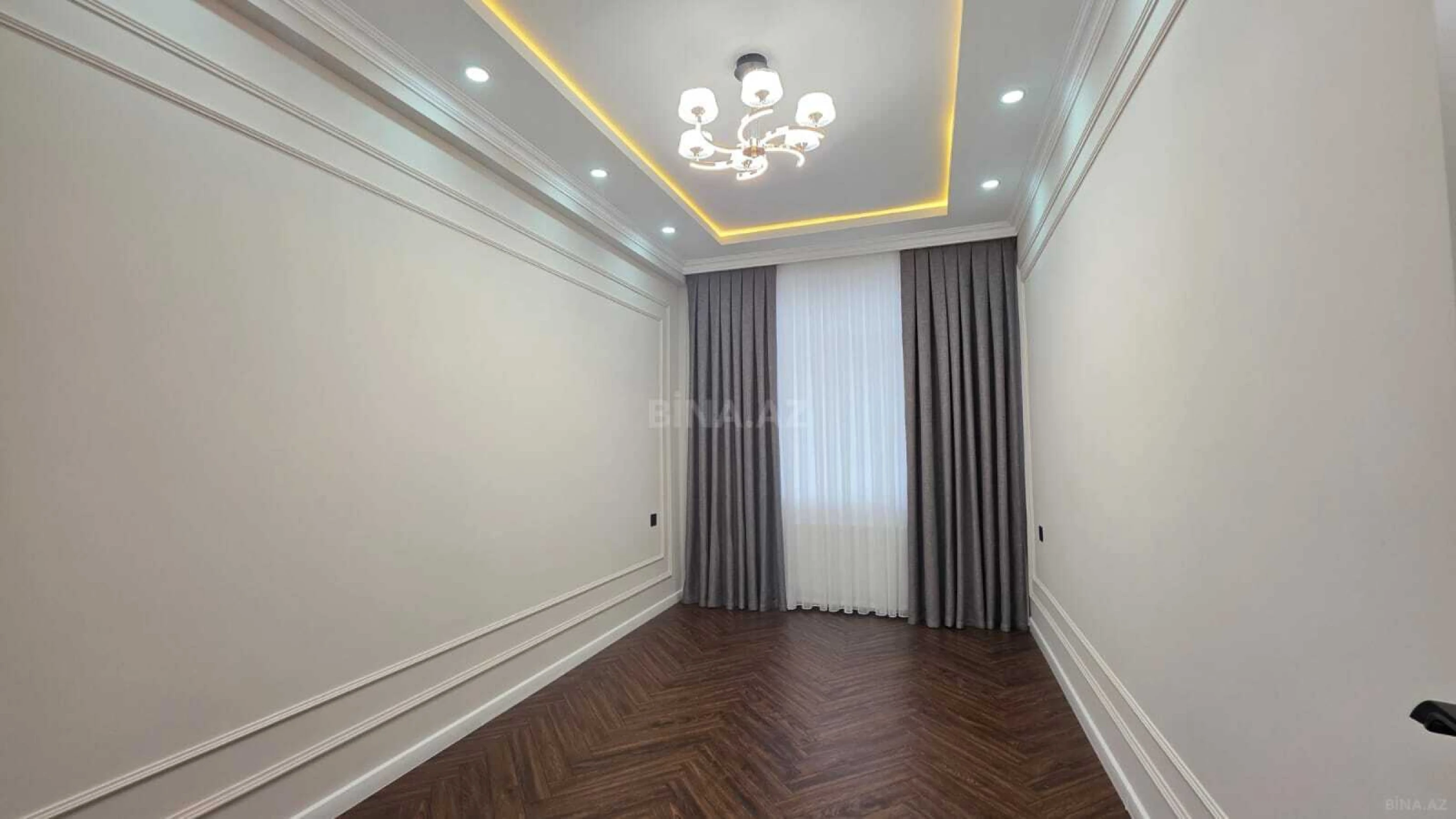 Satılır 3 otaqlı mənzil 95 m²