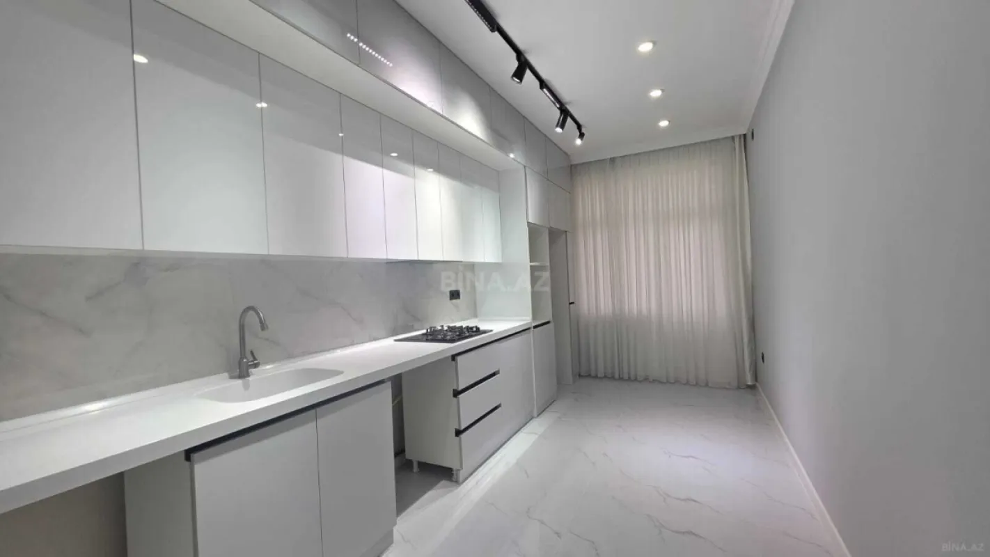 Satılır 3 otaqlı mənzil 95 m²