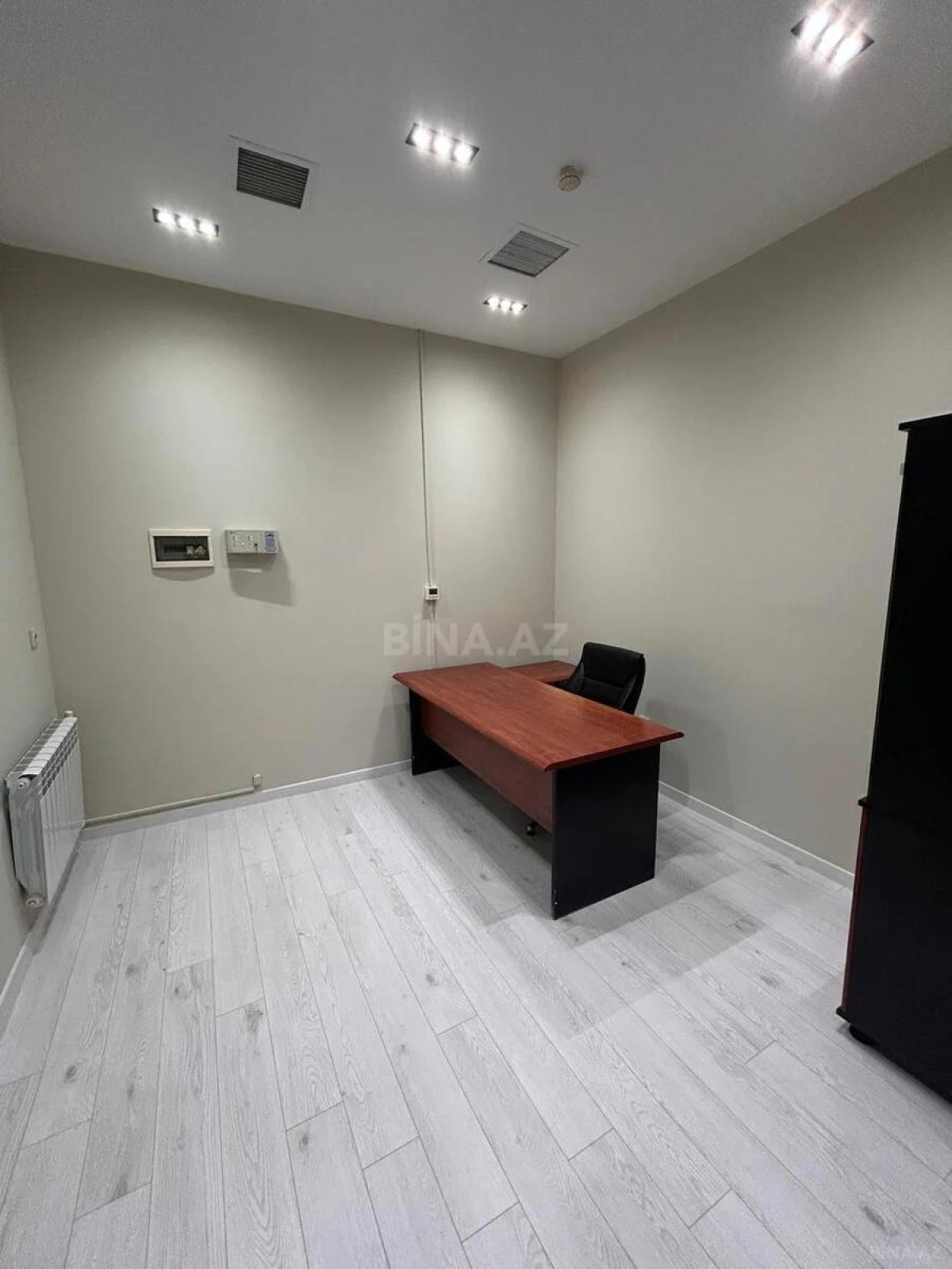 Kirayə verilir 3 otaqlı ofis 60 m²