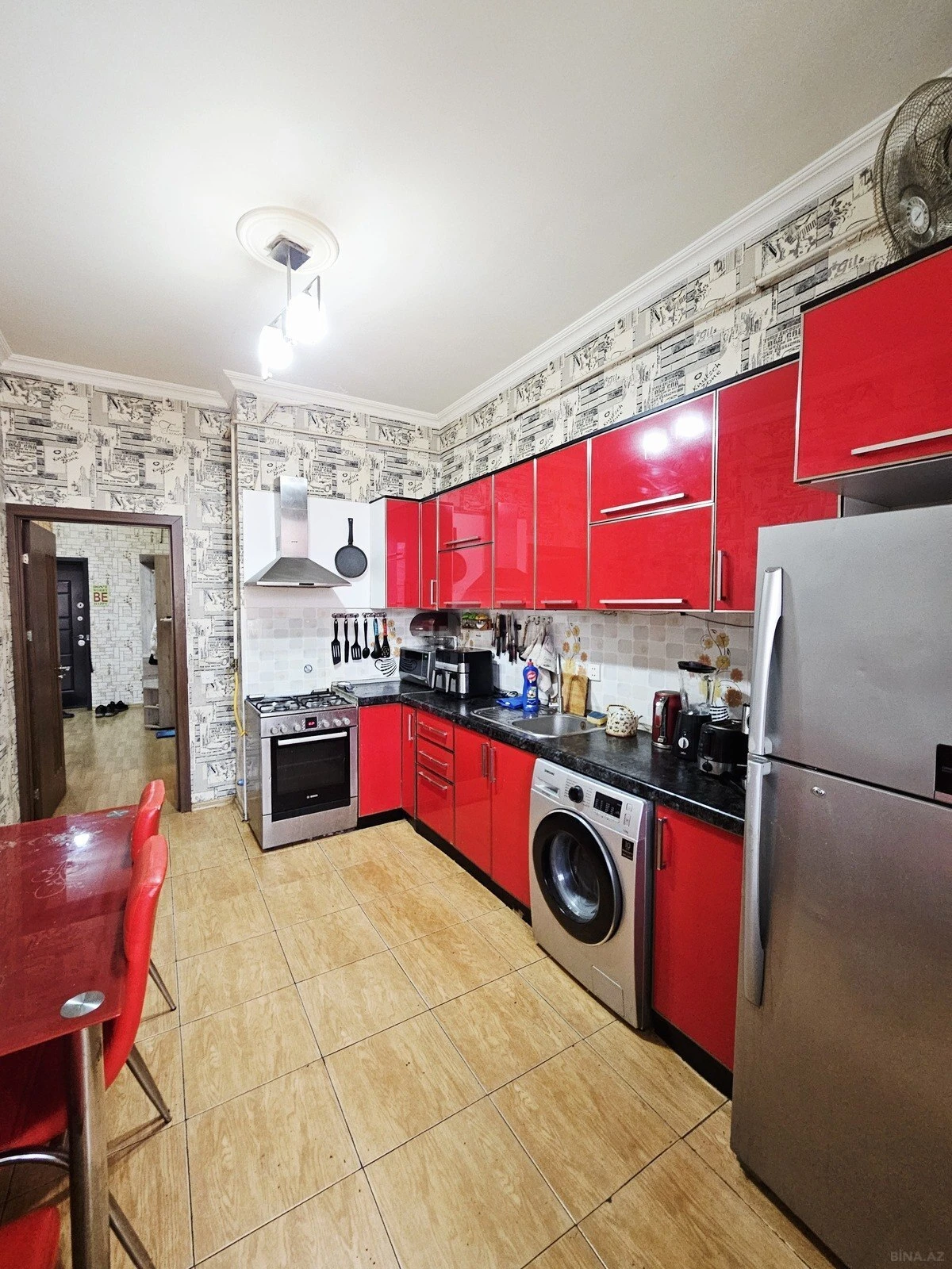 Satılır 3 otaqlı mənzil 92 m²